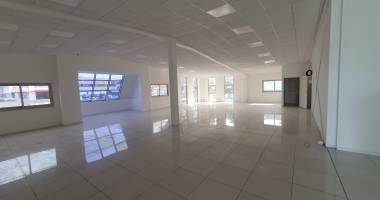 bureaux de 180 m²