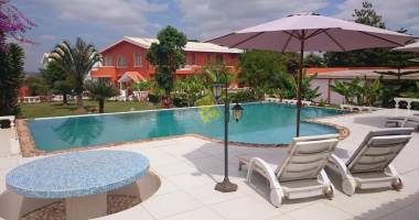superbe villa meublee de 600m2 a ivate - madagascar