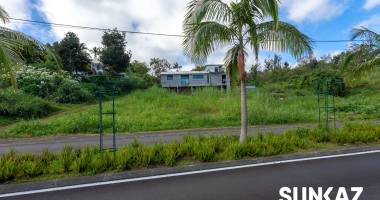 le tampon trois mares terrain de 843 m2