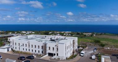 local commercial neuf - amenagÉ portail saint leu 126 m2