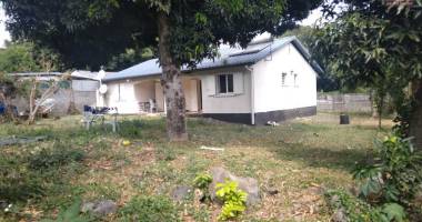 a vendre villa f4 de plain-pied à ravine des cabris
