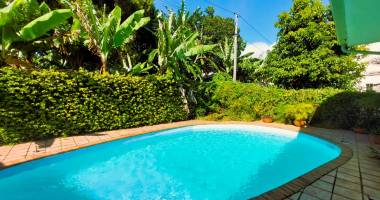 a vendre - villa 150m2 - entrée de st benoit