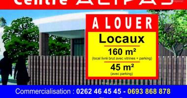 a louer local professionnel à destination tertiaire ou médical dans centre d'affaire neuf avec parking