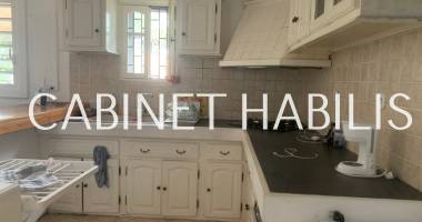 a vendre - un appartement de type f2 de 64.77 m2 environ - saint-joseph - 128 760  € hai