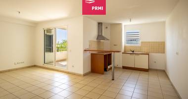 saint-andre : bel appartement t3 avec varangue et 2 parkings à fayard