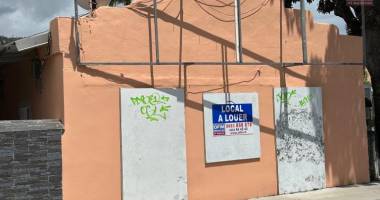 a louer local professionnel ou commercial plein centre ville saint-denis