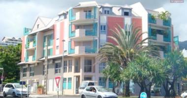 a vendre grand studio avec large terrasse et parking - à la trinité résidence trinidad - saint denis
