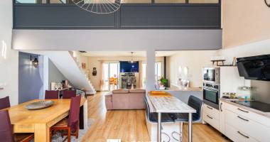 villa 4 pièces, 3 chambres, 200m2, à la plaine des palmistes proche village