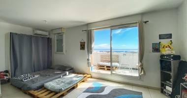 ste clotilde - grand studio 31m2 avec vue mer et varangue