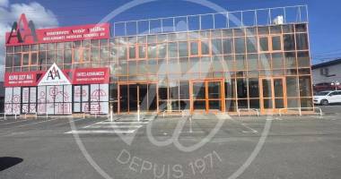 À louer : local commercial 285 m² à jarry -