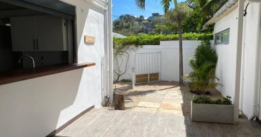 appartement rdc- t3 meublÉ et climatisÉ - grand fond, saint-gilles-les-bains !