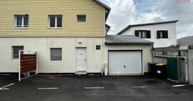 a louer villa maison jumelée de type f5 dans résidence sécurisée