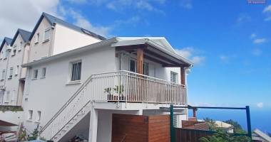 a louer appartement de type t3 + cour sur trois bassins