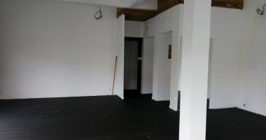 vp4729 : local commercial a louer saint-pierre