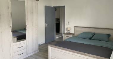 vp60 : chambre meublÉe a louer le tampon