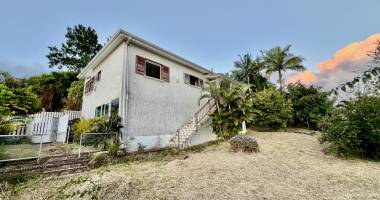 petite ile 97429 - villa f3 + sous sol amÉnagÉ - confortable - spacieuse - quartier calme