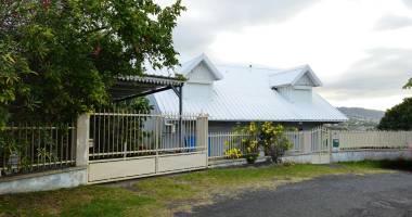 a louer sainte-marie (rivière des pluies) location maison f5 meublee