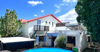 belle villa familiale avec vue océan indien