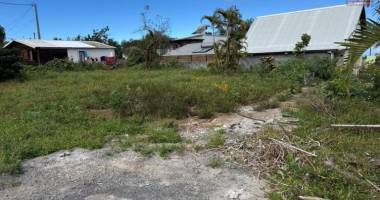 a vendre terrain plat de 405 m² à bras de pontho, secteur calme