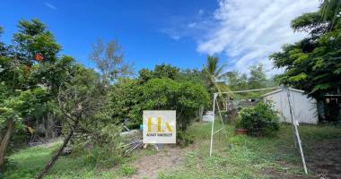 terrain idéalement situé à Étang salÉ !1004 m2