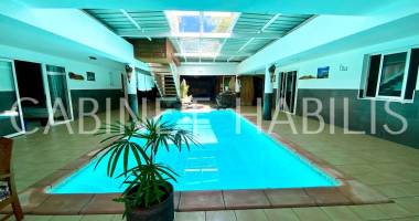 a vendre - ensemble immobilier 726,61 m2 environ -saint-joseph - 960 000 €