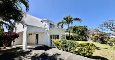 saint joseph 97480 - villa de charme - À Étage - au calme - proche centre ville