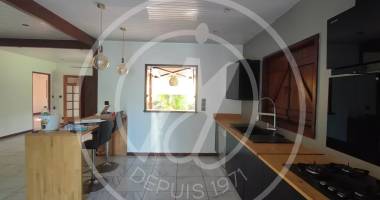 villa t4 non meublee - baie mahault - 1800 € / mois