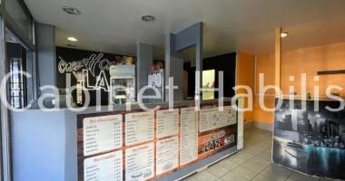 a vendre - local commercial 88.55  m2 environ  - saint pierre - 160 000 €