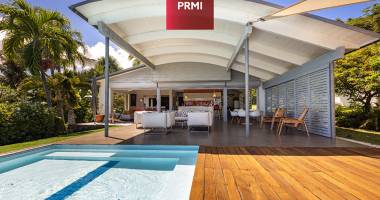 saint gilles les bains - magnifique villa t6 + bungalow avec vue mer