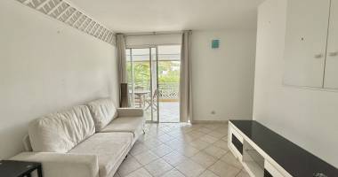 location appartement t2 meublé à bas-du-fort, proche commerces et plages, guadeloupe